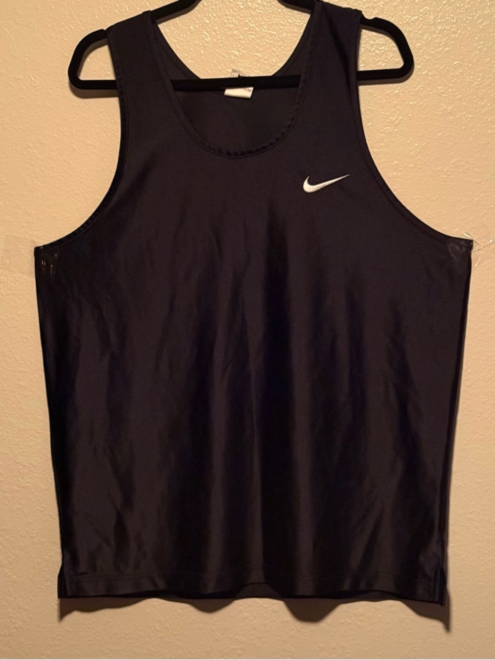 Nike Dri-FIT Black Tank Top | Men’s Athletic Workout Shirt | Size L - Picture 2 of 4